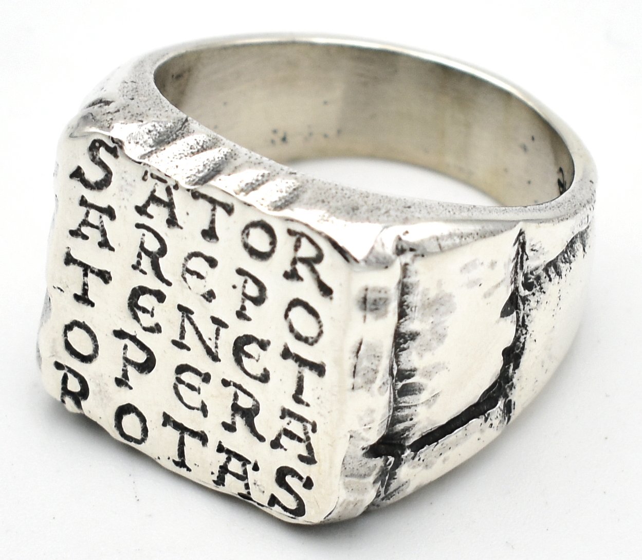 anellpo quadrato magico