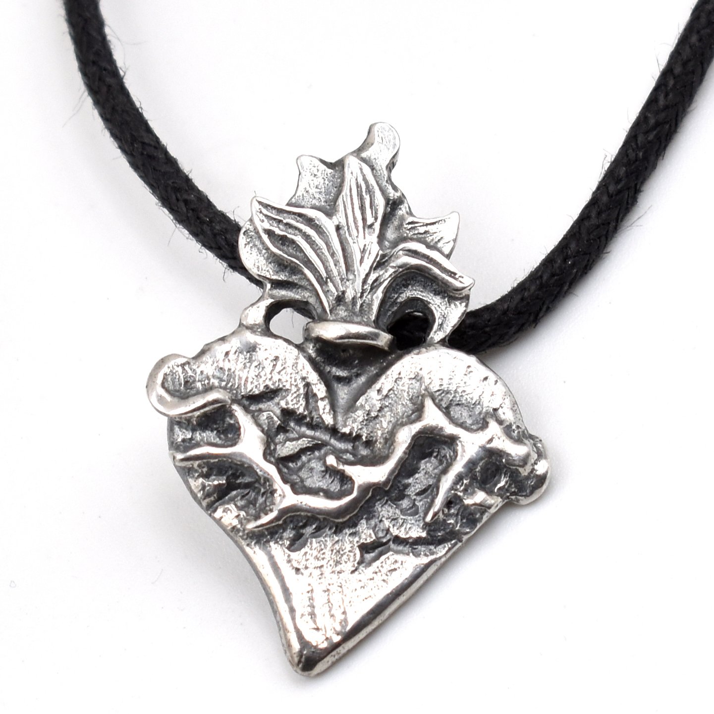 pendente cuore sacro